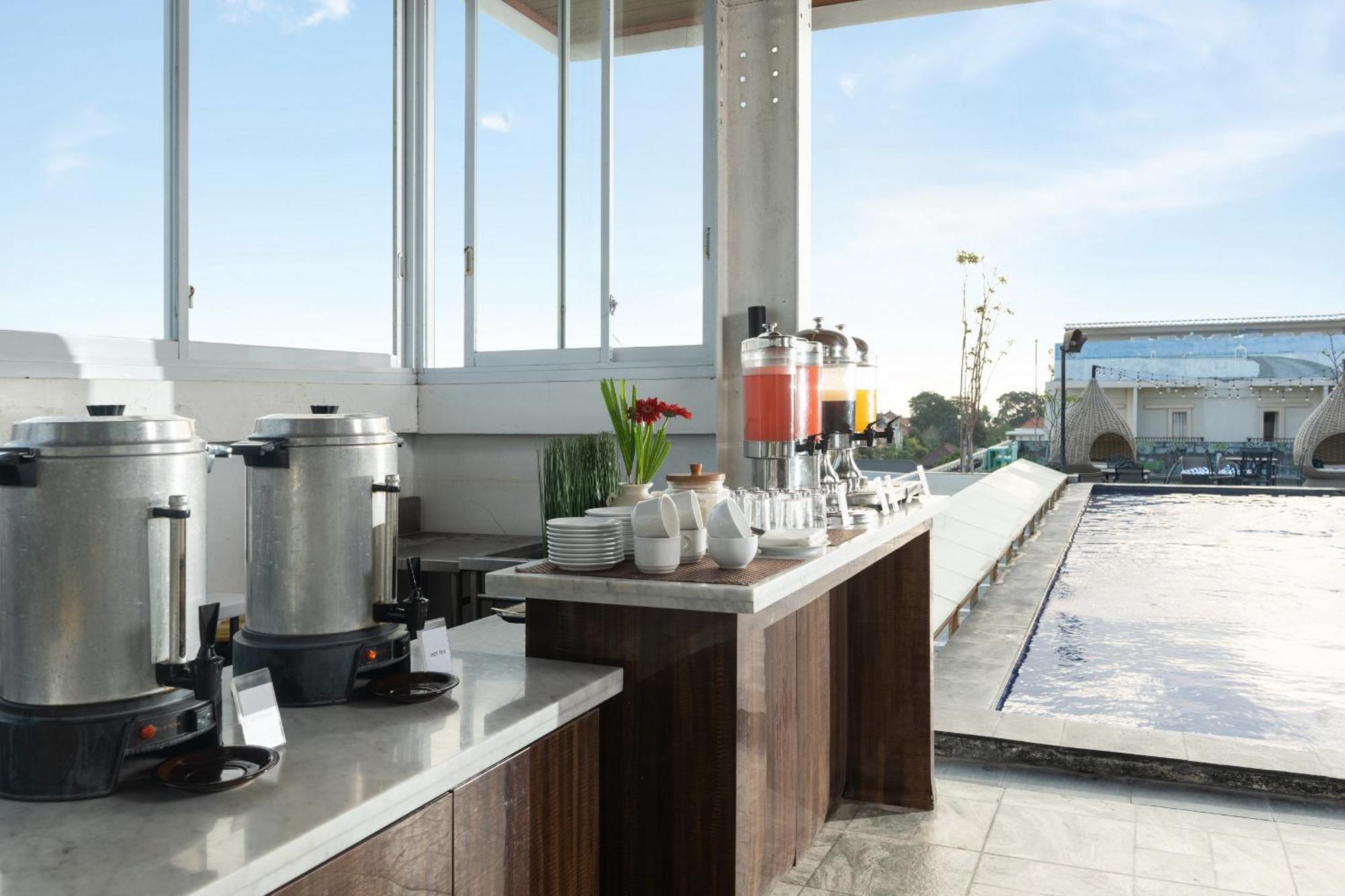 Boss Legian Hotel Powered By Archipelago Luaran gambar